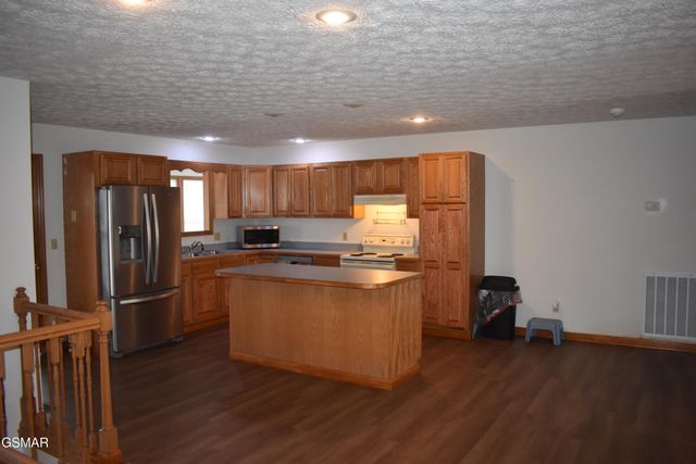 273 Stott Lane, Gatlinburg, TN 37738