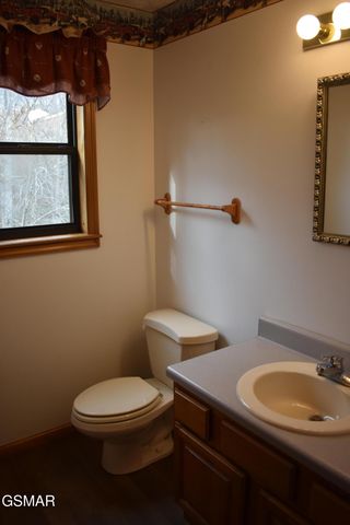273 Stott Lane, Gatlinburg, TN 37738