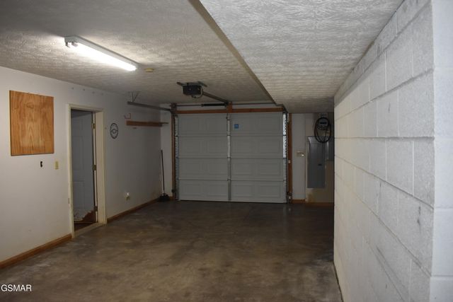 273 Stott Lane, Gatlinburg, TN 37738