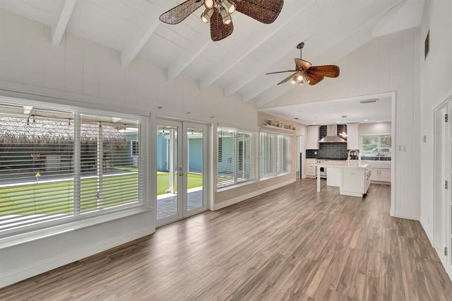 1220 N Swinton Avenue, Delray Beach, FL 33444