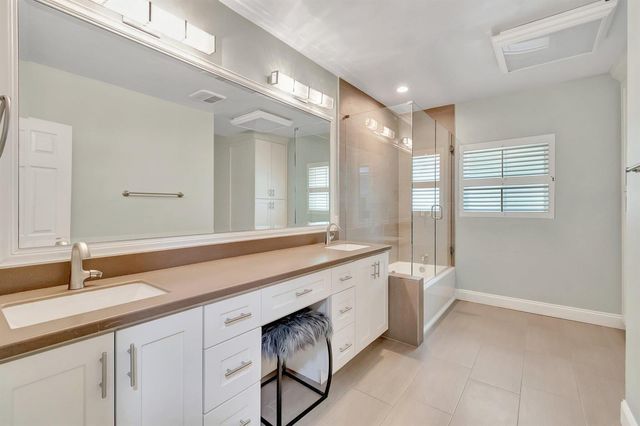 1220 N Swinton Avenue, Delray Beach, FL 33444