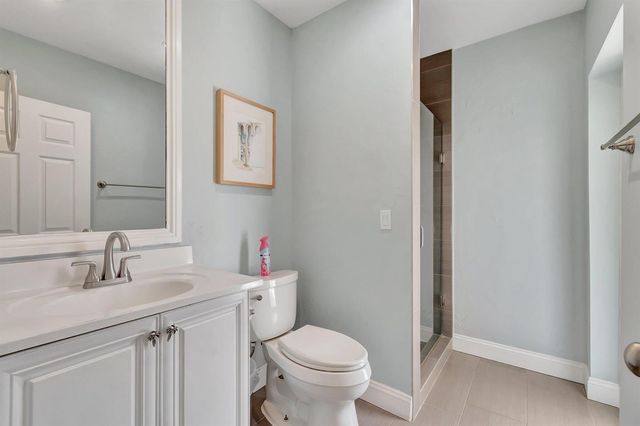 1220 N Swinton Avenue, Delray Beach, FL 33444