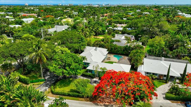 1220 N Swinton Avenue, Delray Beach, FL 33444