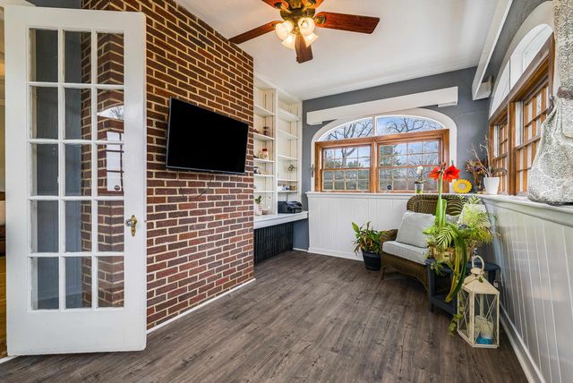 701 ROSSER AVE, Waynesboro, VA 22980