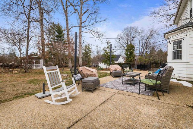 701 ROSSER AVE, Waynesboro, VA 22980