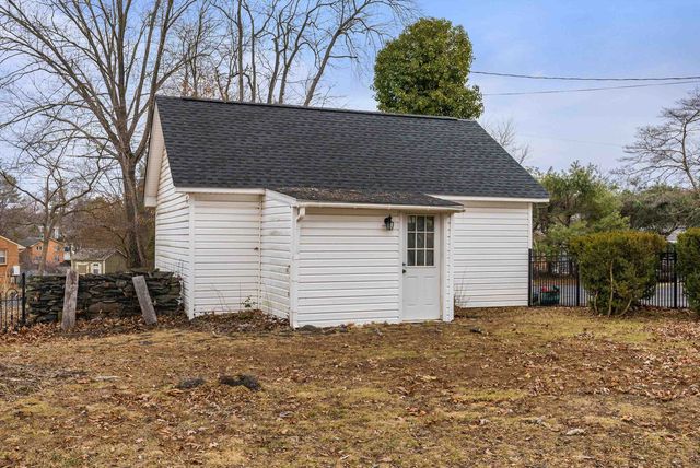 701 ROSSER AVE, Waynesboro, VA 22980