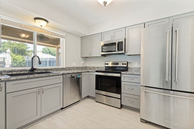 6625 Moss Lane, Watauga, TX 76148