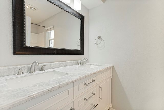 6625 Moss Lane, Watauga, TX 76148