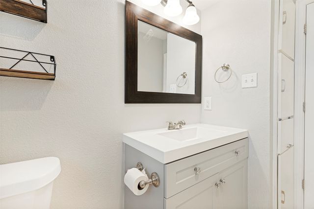 6625 Moss Lane, Watauga, TX 76148