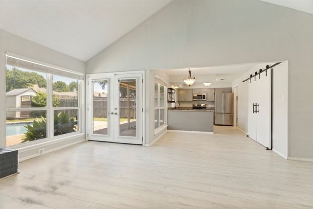 6625 Moss Lane, Watauga, TX 76148