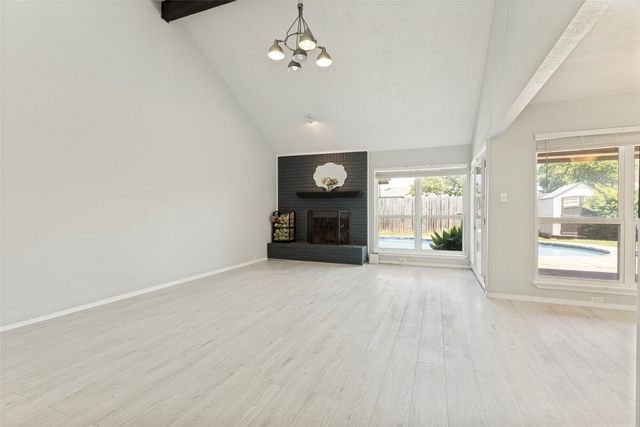 6625 Moss Lane, Watauga, TX 76148