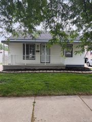 3613 21st Street, Wyandotte, MI 48192
