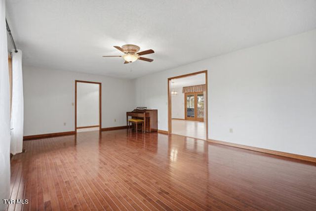 17304 Mary Lee Drive, Abingdon, VA 24210