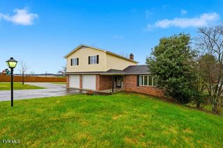 17304 Mary Lee Drive, Abingdon, VA 24210