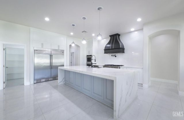 11520 Cloverfield Circle, Bakersfield, CA 93311