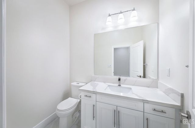 11520 Cloverfield Circle, Bakersfield, CA 93311