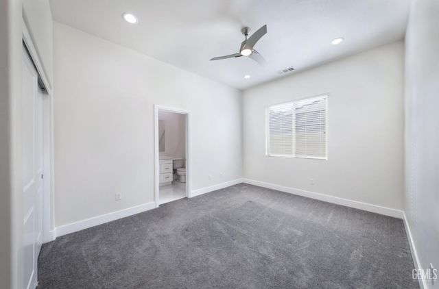 11520 Cloverfield Circle, Bakersfield, CA 93311