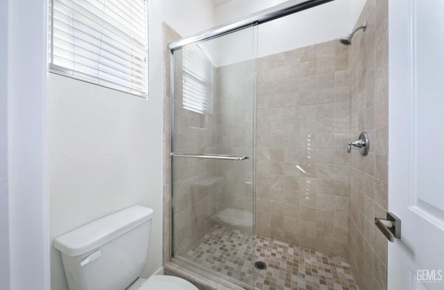 11520 Cloverfield Circle, Bakersfield, CA 93311