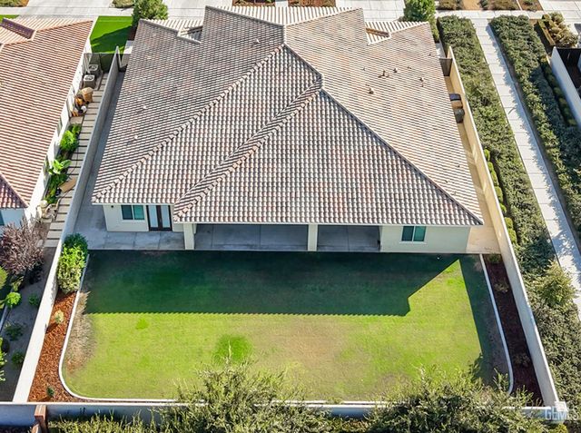 11520 Cloverfield Circle, Bakersfield, CA 93311