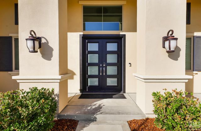 11520 Cloverfield Circle, Bakersfield, CA 93311