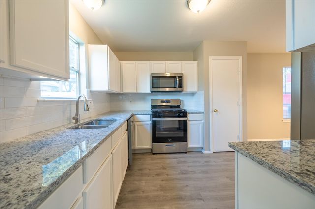 10223 Revelstoke Drive, Houston, TX 77086