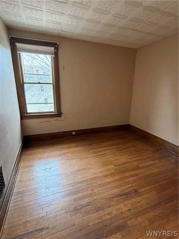 36 Edgewood Avenue, Buffalo, NY 14220