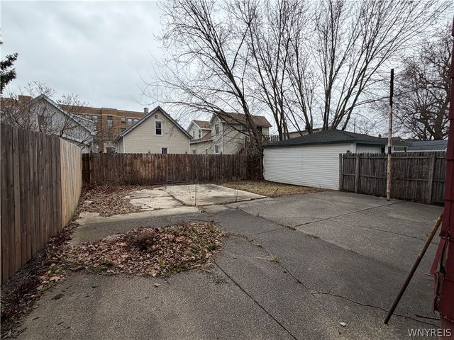 36 Edgewood Avenue, Buffalo, NY 14220