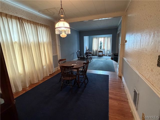 36 Edgewood Avenue, Buffalo, NY 14220