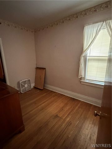 36 Edgewood Avenue, Buffalo, NY 14220