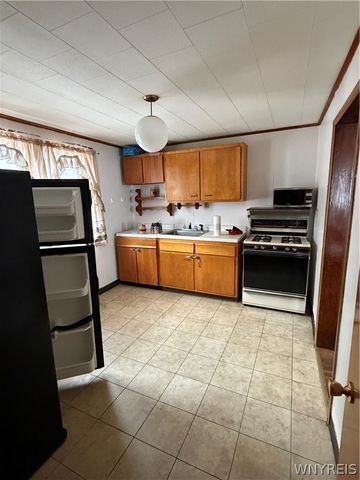 36 Edgewood Avenue, Buffalo, NY 14220