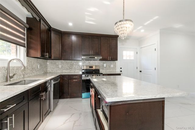1519 New Hyde Park Drive, New Hyde Park, NY 11040