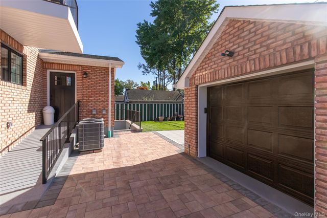 1519 New Hyde Park Drive, New Hyde Park, NY 11040
