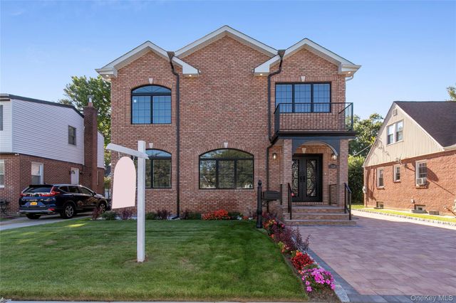 1519 New Hyde Park Drive, New Hyde Park, NY 11040