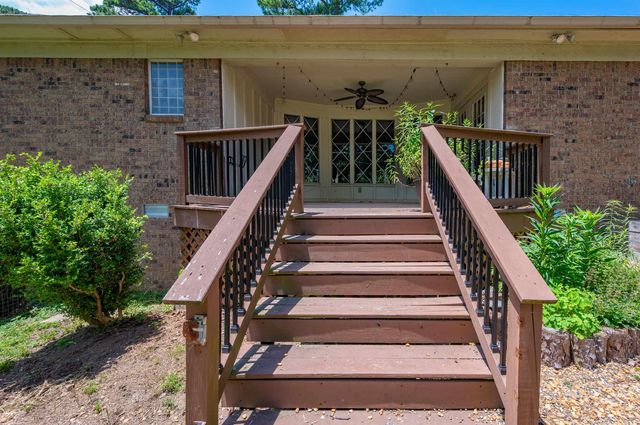 2215 Gunpowder Road, Little Rock, AR 72227