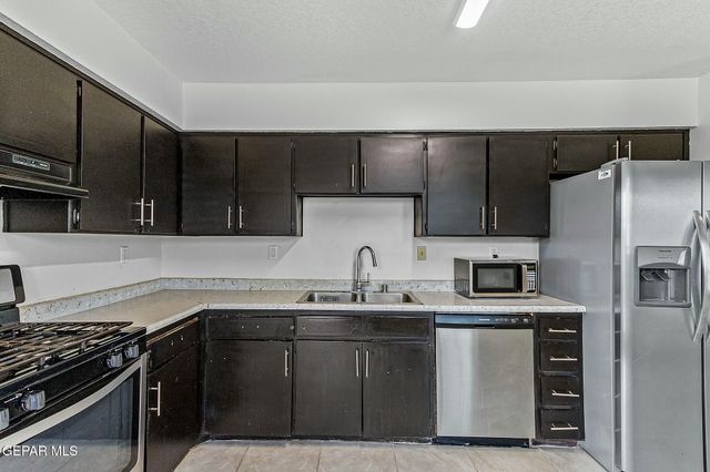 11404 BUNKY HENRY Lane, El Paso, TX 79936