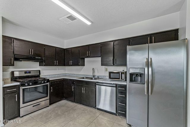 11404 BUNKY HENRY Lane, El Paso, TX 79936