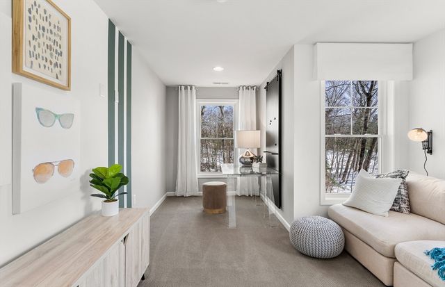 15 Emerald Run 10, Shrewsbury, MA 01545