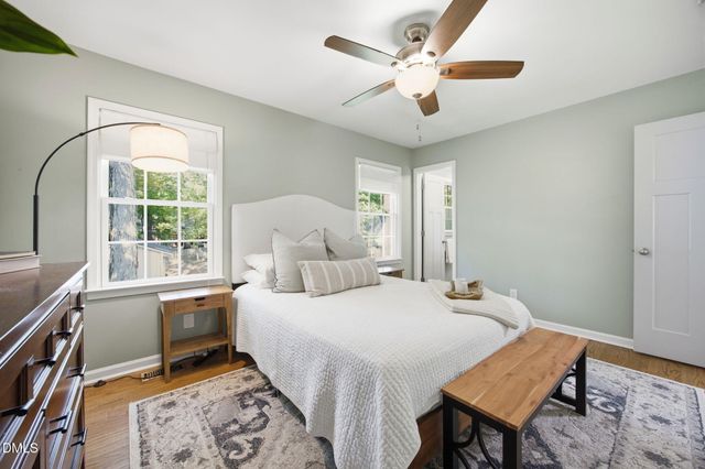 915 Union Street, Cary, NC 27511