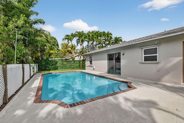 19807 Arizona Court, Boca Raton, FL 33434