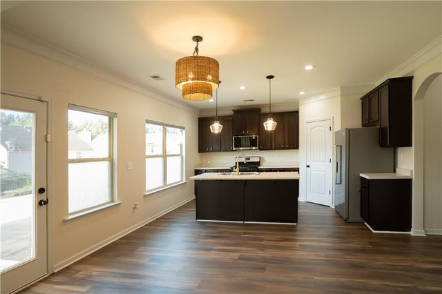 4153 Potomac Walk Court, Loganville, GA 30052