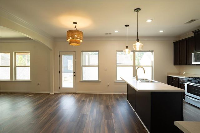 4153 Potomac Walk Court, Loganville, GA 30052
