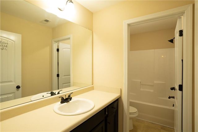 4153 Potomac Walk Court, Loganville, GA 30052