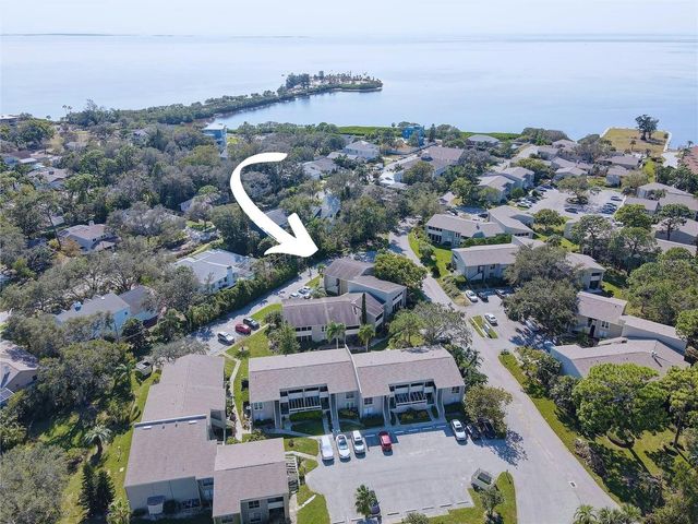 428 WINDRUSH BAY DRIVE 428, Tarpon Springs, FL 34689