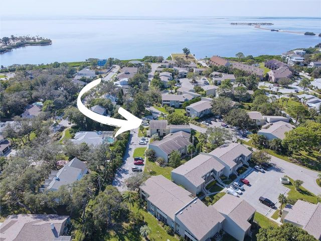 428 WINDRUSH BAY DRIVE 428, Tarpon Springs, FL 34689