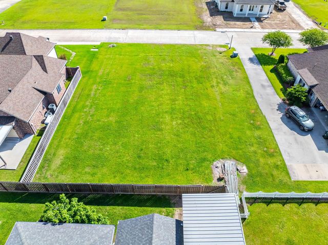 126 Godchaux Drive, Houma, LA 70360