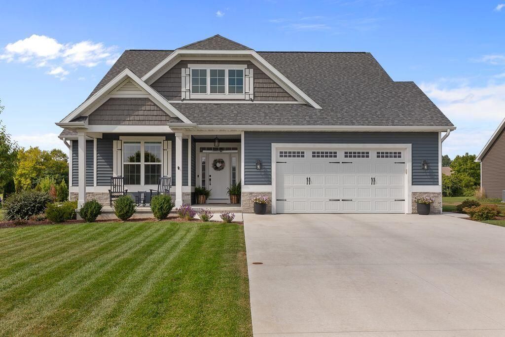 3434 Windridge LANE, Sheboygan, WI 53083