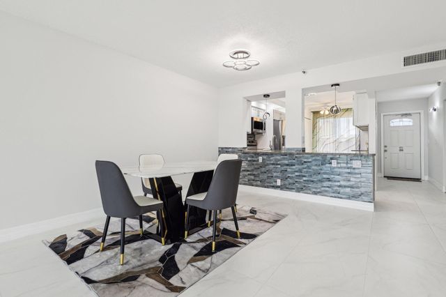 14575 Bonaire Boulevard 403, Delray Beach, FL 33446