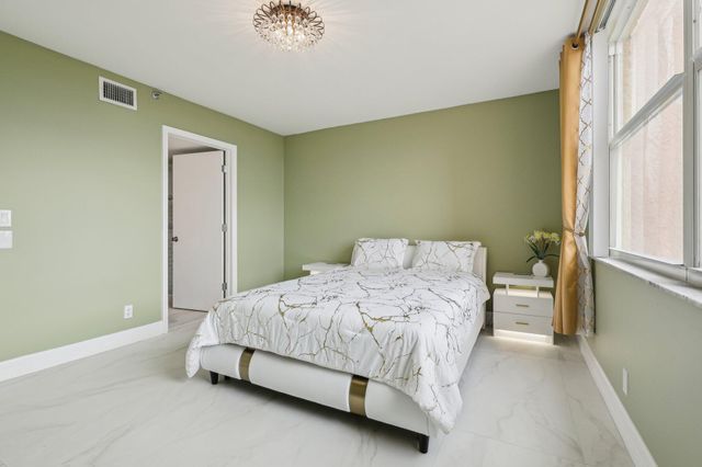 14575 Bonaire Boulevard 403, Delray Beach, FL 33446