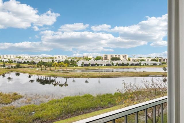 14575 Bonaire Boulevard 403, Delray Beach, FL 33446