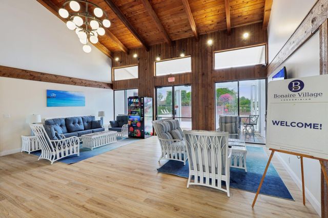 14575 Bonaire Boulevard 403, Delray Beach, FL 33446